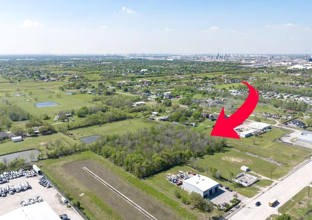 21st image of 0 E H St, La Porte, TX 77571 | MLS# 29941431