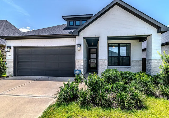 Photo 2 of Single family home for sale at 20911 Caserta Glen Ln, Tomball, TX 77377 | MLS# 25850658 | Listing updated on 2026-09-08