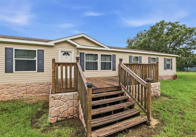 Homes for sale in Somerville, TX | 102 Windwood Cir, Somerville, TX 77879 | MLS# 51151909