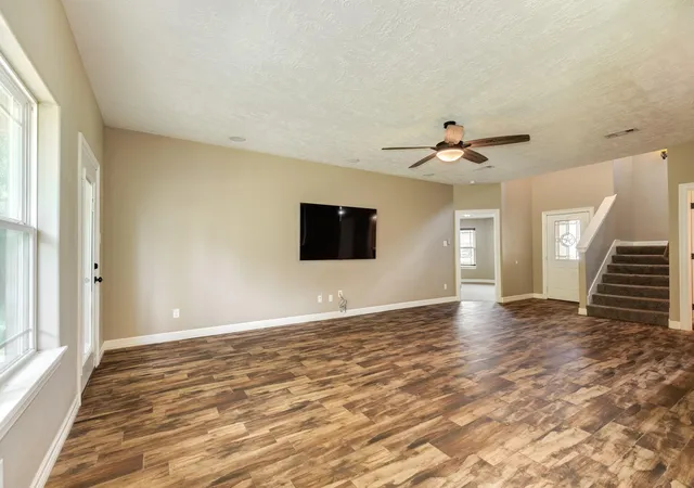 Photo 2 of Single family home for sale at 2426 Ridgewood Dr, West Columbia, TX 77486 | MLS# 47399075 | Listing updated on 2026-08-27