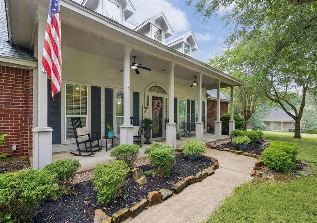 Photo 1 of Single family home for sale at 11460 Regal Hl Ct, Montgomery, TX 77316 | MLS# 32427973 | Listing updated on 2026-09-08