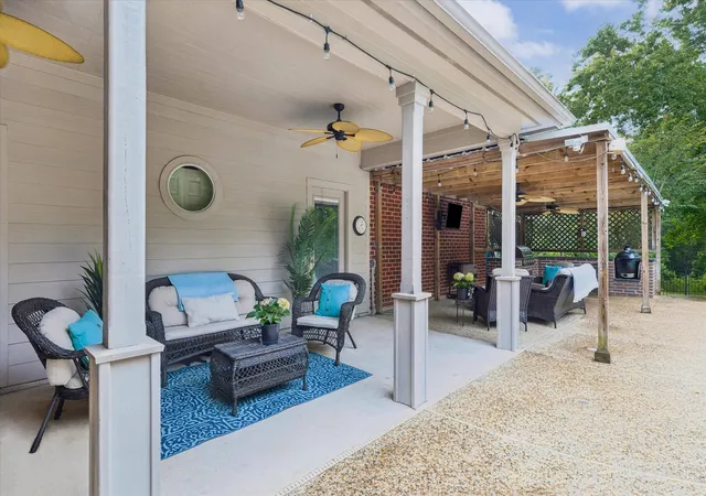 Photo 2 of Single family home for sale at 11460 Regal Hl Ct, Montgomery, TX 77316 | MLS# 32427973 | Listing updated on 2026-09-08