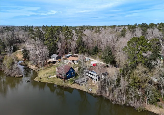 5th image of 232 Hideaway Ln, Goodrich, TX 77335 | MLS# 88179734