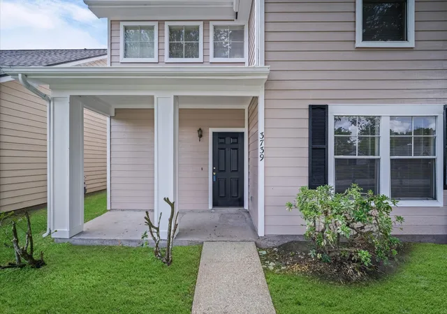Photo 3 of Single family home for sale at 3739 E Traditions Ct, Houston, TX 77082 | MLS# 21575264 | Listing updated on 2026-09-20