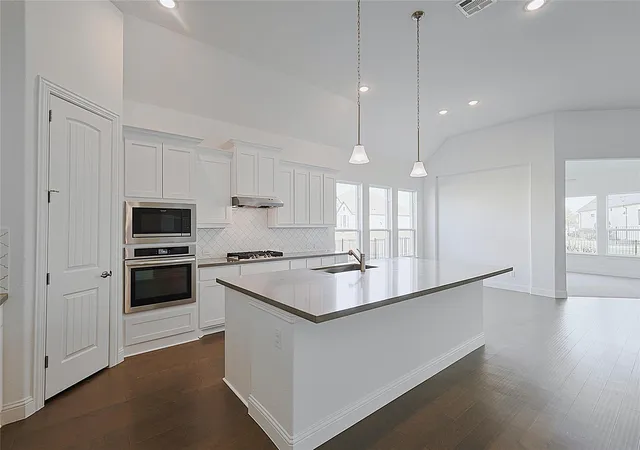 Photo 3 of Single family home for sale at 3031 Matador Ranch Trl, Crosby, TX 77532 | MLS# 40220731 | Listing updated on 2026-09-15