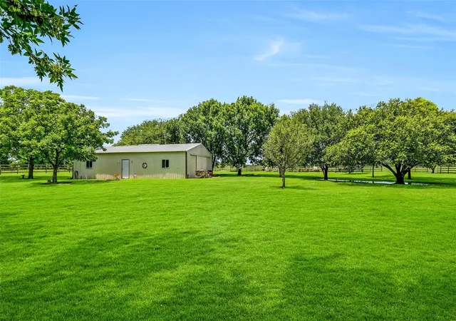 4th image of 13320 County Road 184, Alvin, TX 77511 | MLS# 45193450