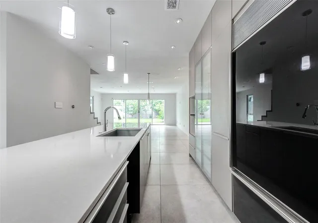 Photo 2 of Single family home for sale at 1222 Marconi St, Houston, TX 77019 | MLS# 43414054 | Listing updated on 2026-07-05