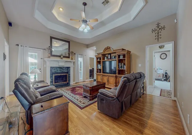 4th image of 145 Norwood Dr, Lumberton, TX 77657 | MLS# 88773976