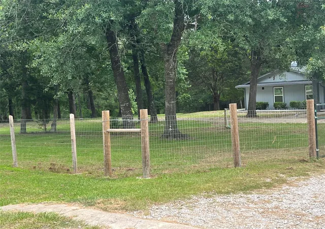 4th image of 482 Rolling, Livingston, TX 77351 | MLS# 51467787