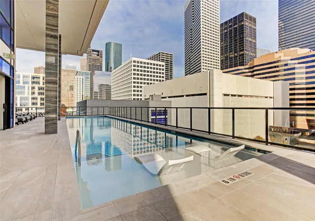 Photo 3 of Condo for sale at 1211 Caroline St #1901, Houston, TX 77002 | MLS# 53760753 | Listing updated on 2026-09-15