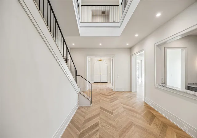 5th image of 3717 Chevy Chase Dr, Houston, TX 77019 | MLS# 59013863