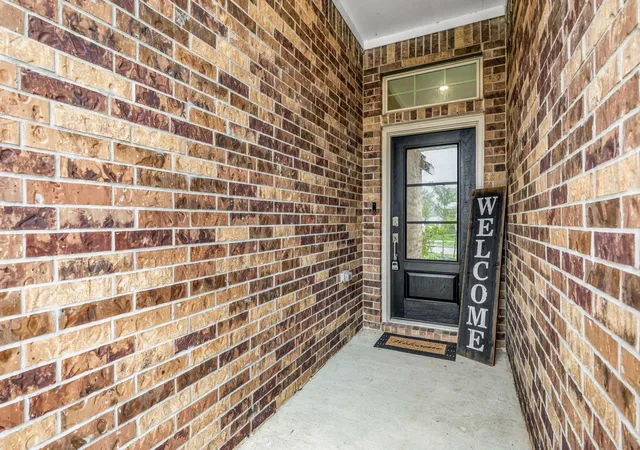 5th image of 9802 Highland Harvest Dr, Baytown, TX 77521 | MLS# 27482466