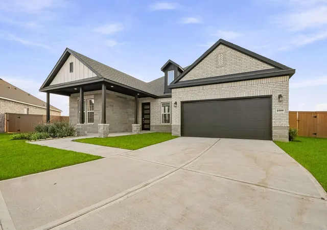 Photo 3 of Single family home for sale at 2013 Blue Mar Dr, Brookshire, TX 77423 | MLS# 80364744 | Listing updated on 2026-09-12