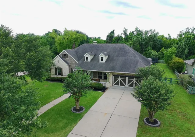Photo 1 of Single family home for sale at 5119 Water Oak Crescent, Fulshear, TX 77441 | MLS# 90152303 | Listing updated on 2026-08-06