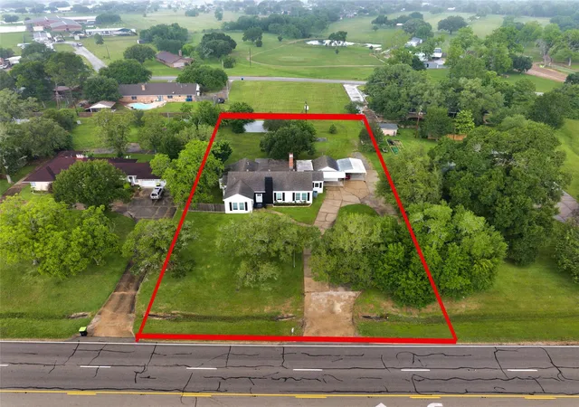 46th image of 603 S Mccarty Ave, Eagle Lake, TX 77434 | MLS# 21818135
