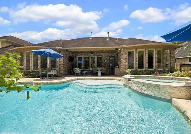 5th image of 6407 Dexter Bluff Ct, Sugar Land, TX 77479 | MLS# 86809179