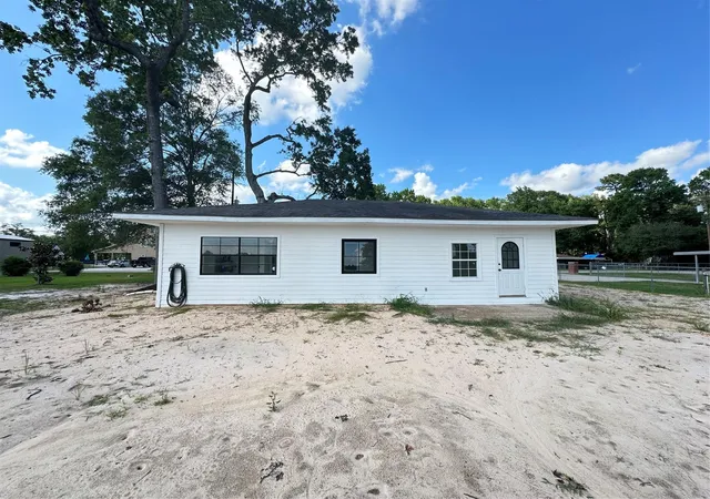 Photo 4 of Single family home for sale at 23718 E Webb Rd, Porter, TX 77365 | MLS# 96893144 | Listing updated on 2026-06-11