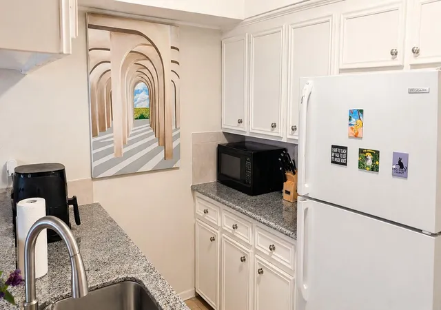 4th image of 11506 Mdw Ln, Houston, TX 77477