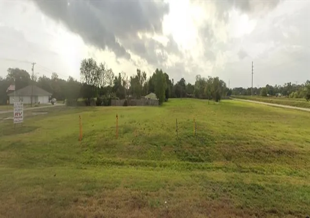3rd image of 440 365 Hwy, Port Arthur, TX 77640 | MLS# 73318894
