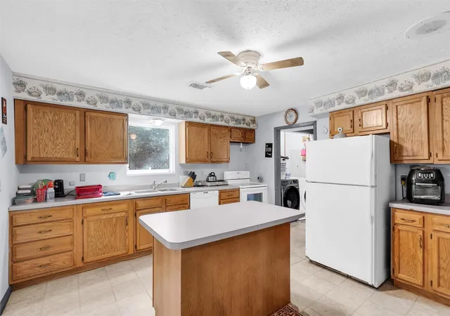 Homes for sale in Huntsville, TX | 28625 Cedar Ct, Huntsville, TX 77340 | MLS# 47445177