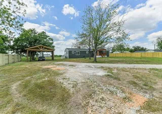 Photo 2 of Land for sale at 9137 Conner Rd, Washington, TX 77880 | MLS# 95973322 | Listing updated on 2026-09-25