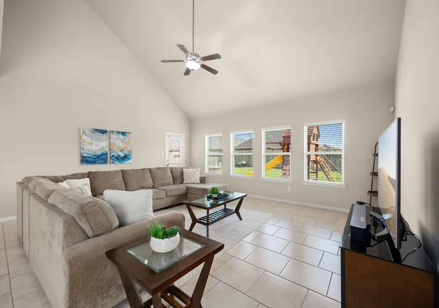 Photo 3 of Single family home for sale at 9418 Mcdowell Dr, Rosenberg, TX 77469 | MLS# 14986886 | Listing updated on 2026-10-08