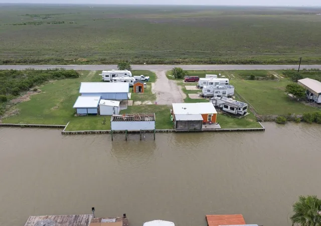 3rd image of 26160 Fm 457, Bay City, TX 77414 | MLS# 81144650