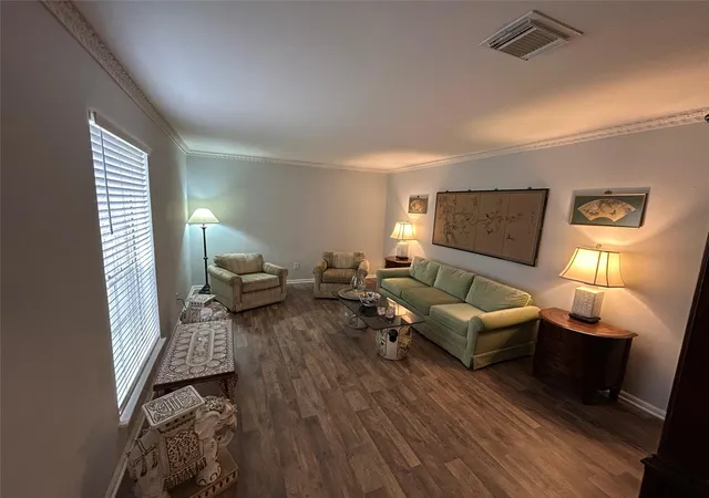 Photo 3 of Single family home for sale at 1415 Corral Dr, Houston, TX 77090 | MLS# 75946874 | Listing updated on 2026-07-20