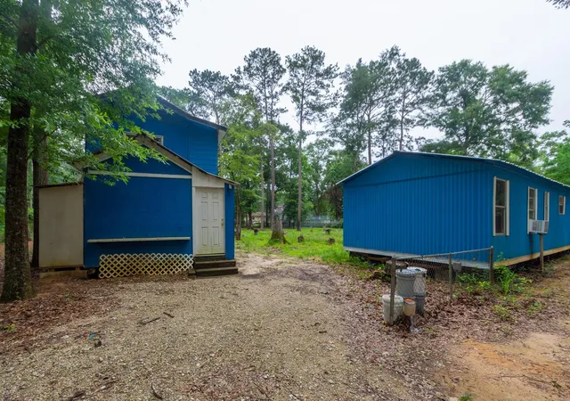 4th image of 321 Oak Forest Dr, Shepherd, TX 77371 | MLS# 39585975