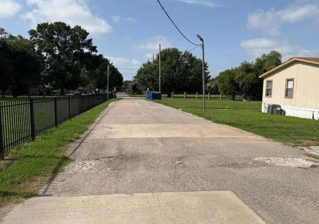 Photo 3 of Multi family home for sale at 8902 Elsie Ln, Houston, TX 77064 | MLS# 31884442 | Listing updated on 2026-07-23