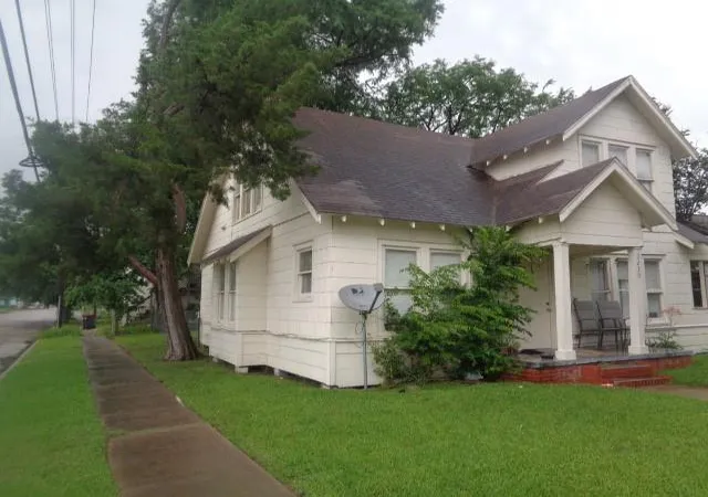 3rd image of 3230 Ohio St, Baytown, TX 77520 | MLS# 78693412