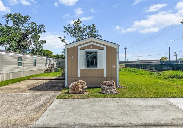 2nd image of 13210 7th St #22, Santa Fe, TX 77510 | MLS# 9330469