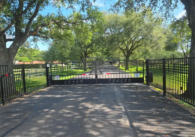 Photo 3 of Single family home for sale at 27 E Kitty Hawk St, Richmond, TX 77406 | MLS# 54551439 | Listing updated on 2026-09-06
