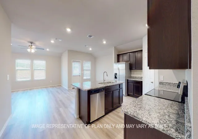 4th image of 960 Elliott Dr, Nome, TX 77629 | MLS# 28218699