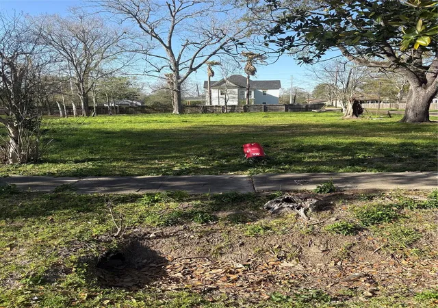 Photo 3 of Land for sale at 1110 Pipkin St, Beaumont, TX 77705 | MLS# 88100221 | Listing updated on 2026-06-30