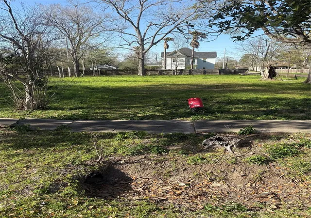Photo 4 of Land for sale at 1110 Pipkin St, Beaumont, TX 77705 | MLS# 88100221 | Listing updated on 2026-06-30