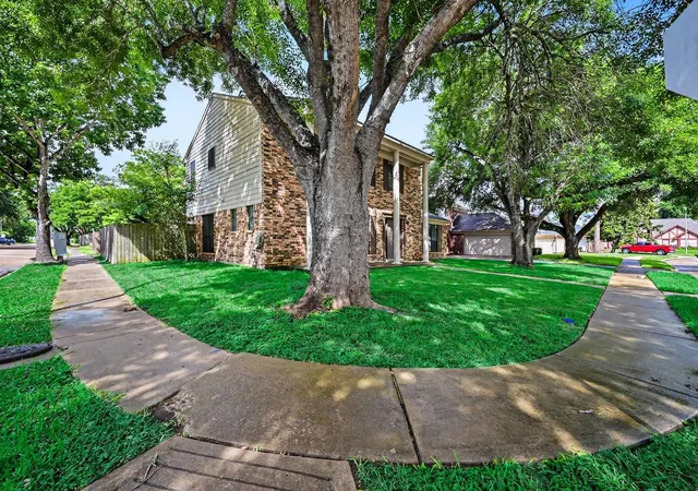 Photo 2 of Single family home for sale at 2403 Horseshoe Ln, Richmond, TX 77406 | MLS# 55121178 | Listing updated on 2026-09-10