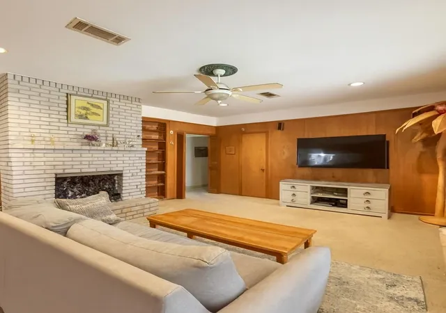1st image of 9722 Braesmont Dr, Houston, TX 77096 | MLS# 17827231