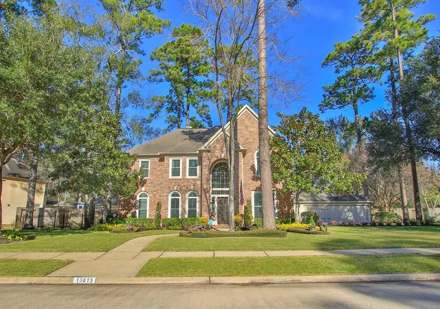Single family home for sale at 13815 Lakewood Xing Blvd, Houston, TX 77070 | MLS# 17883911 | Listing updated on 2026-02-01