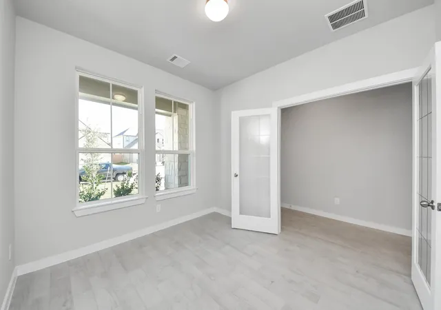 Photo 3 of Single family home for sale at 11722 Leafy Laurel Dr, Houston, TX 77066 | MLS# 72530678 | Listing updated on 2026-09-03