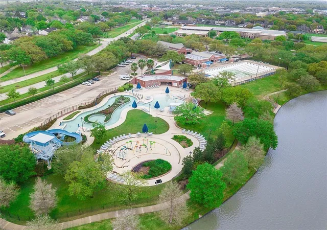 4th image of 2438 Plantation Bend Dr, Sugar Land, TX 77478 | MLS# 81776071