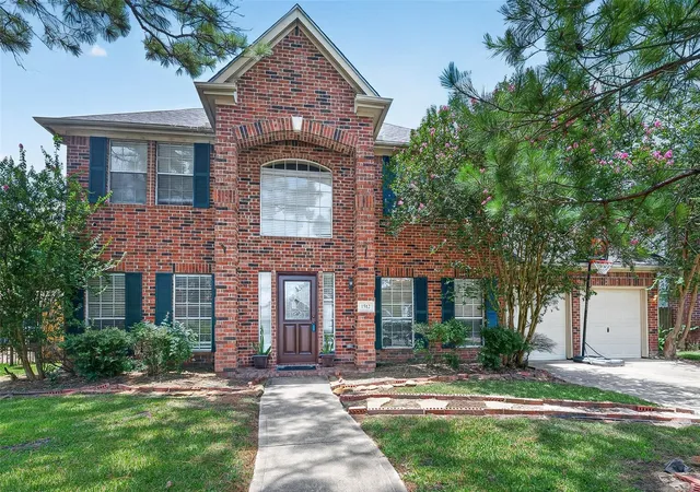 Photo 1 of Single family home for sale at 1512 Pine Grv Ln, Pearland, TX 77581 | MLS# 84321267 | Listing updated on 2026-08-01