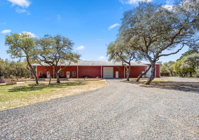 Homes for sale in Hallettsville, TX | 4053 County Road 158, Hallettsville, TX 77964 | MLS# 16972146