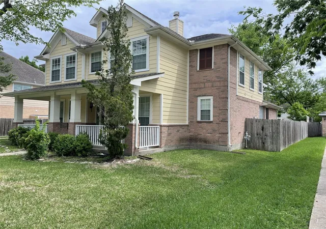 2nd image of 14011 Sandy Springs Ln, Sugar Land, TX 77498 | MLS# 37566395