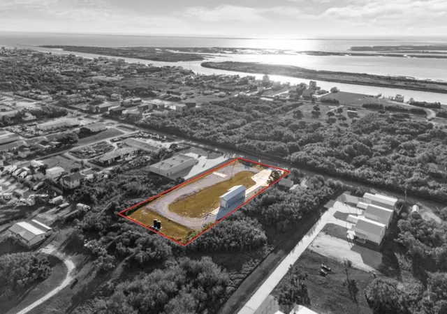 4th image of 2000 W Adams Ave, Port O Connor, TX 77982 | MLS# 9174305