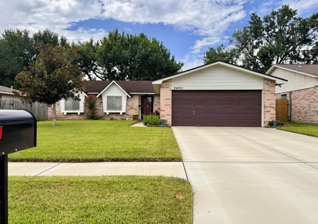 3rd image of 24011 Nomini Hall Ln, Katy, TX 77493 | MLS# 13296200