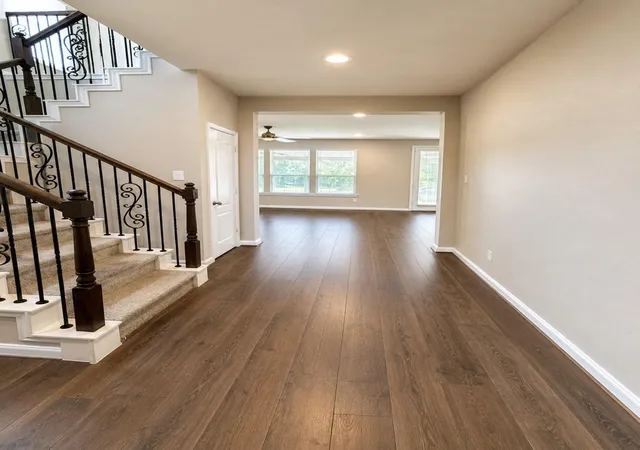 Photo 3 of Single family home for sale at 1972 Elkington Cir, Conroe, TX 77304 | MLS# 30032345 | Listing updated on 2026-09-17