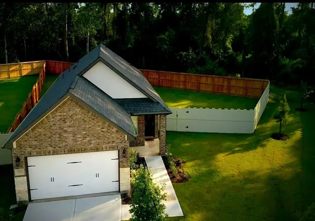 Photo 2 of Single family home for sale at 17514 Rosette Grass Dr, Conroe, TX 77385 | MLS# 56674721 | Listing updated on 2026-09-05