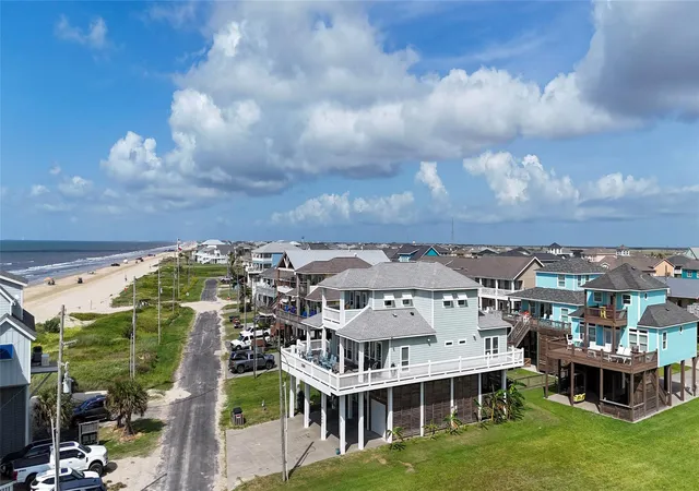 Photo 1 of Single family home for sale at 2809 Tradewind Ln, Port Bolivar, TX 77650 | MLS# 42018770 | Listing updated on 2026-08-01