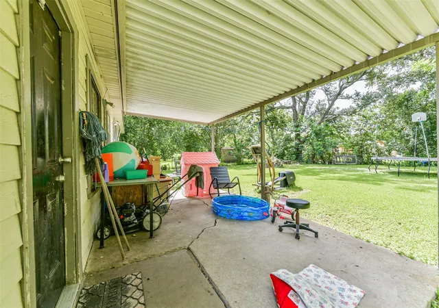 Homes for sale in La Marque, TX | 607 Honeysuckle Dr, La Marque, TX 77568 | MLS# 95010405